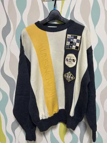 먼싱웨어 스웨터 L 사이즈