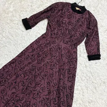 SUTSESO 빈티지풍 롱 드레스 클래식 엘레강트 광택감