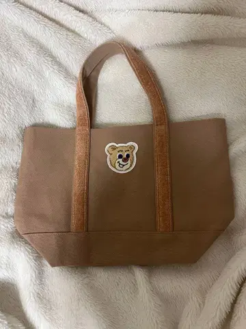 러브러리 페이러 테디 토트백 베이지