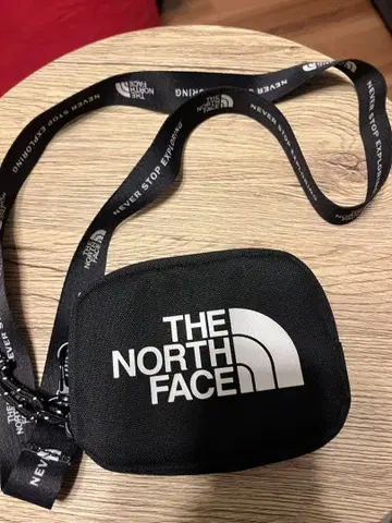 [ 새상품급 ] THE NORTH FACE 코인 케이스 블랙