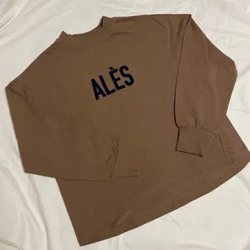 미사용 새상품 CLOCHE 크로셰 티셔츠 긴팔 T