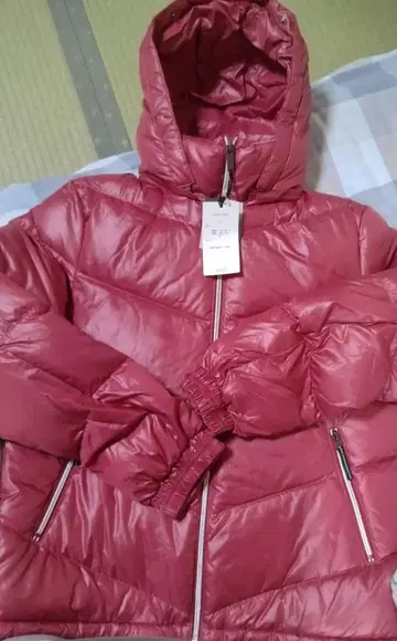 CONVERSE 후드 부착 다운 자켓