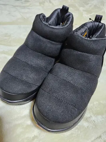 [ 인기 ] 워크맨 25년 모델 퀘벡 숏 블랙 23.5~24cm