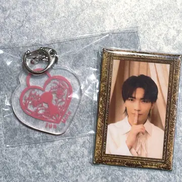 무토 준 가챠 캔뱃지 아크링 키링 세트