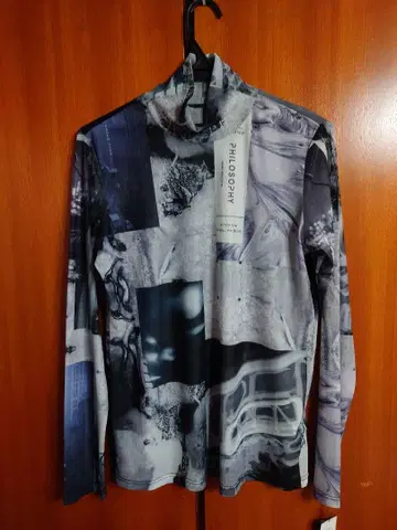 쿨카레안 누훈누후 HILOSOPHY 아트 프린트 긴팔 상의