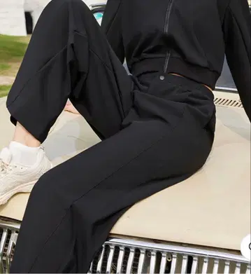 요모멘토 블랙 와이드 팬츠