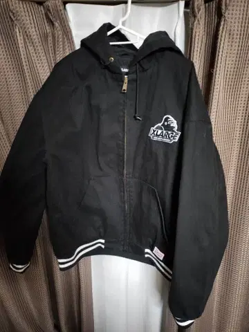 XLARGE 후드 부착 블랙 자켓 XL 사이즈