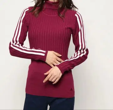 adidas 여성용 터틀넥 리브 니트