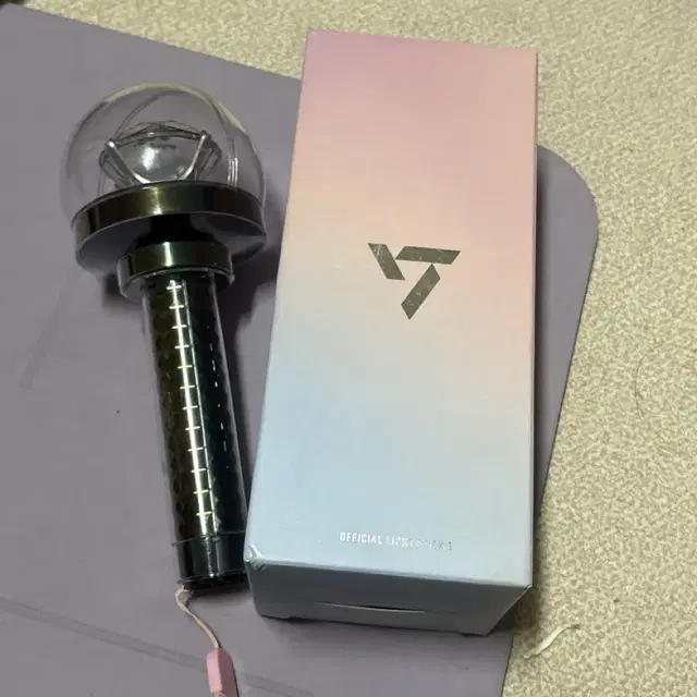 세븐틴 공식 응원봉 ver.3 캐럿봉 풀박스