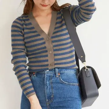 [새상품급] 슬로브 이에나 W/PE 리브 보더 V넥 가디건