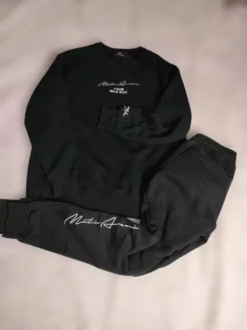 마탕아브니르 matin avenir 아사쿠라 미쿠루 셋업