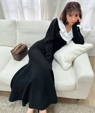 프릴 칼라 머메이드 니트 원피스