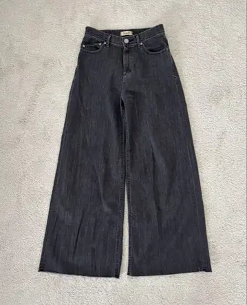 YANUK 야누크 / 와이드 데님 팬츠 / 블랙 / 27