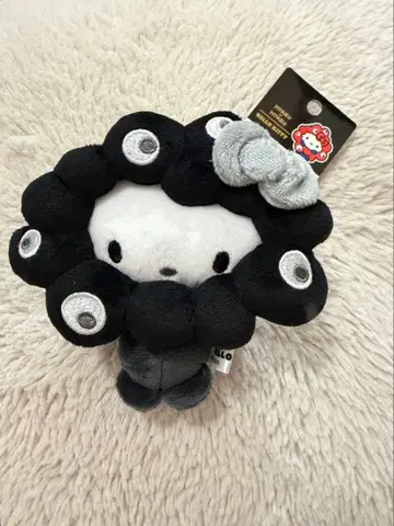 산리오 캐릭터즈 미야쿠미야쿠 변신 봉제 인형 블랙 헬로키티