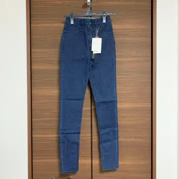 [택 포함 미사용 새상품] 스키니 데님 24인치 블루