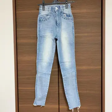 스키니 데님 라이트 블루 뜨개질 포켓