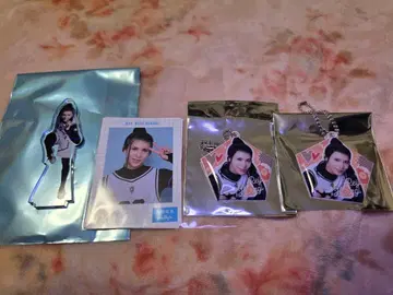 블루 스텝 랜덤 아크릴 스탠드 클리어 카드  키링