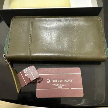 BAGGY PORT 올리브 그린 장지갑