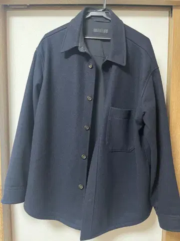 유니클로 오버 셔츠 자켓