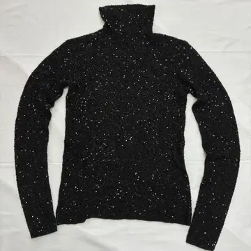 DKNY 다나카란 뉴욕 캐시미어 실크 하이넥 터틀