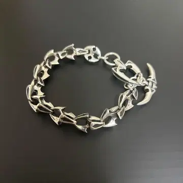 실버 크로스 모티브 체인 팔찌