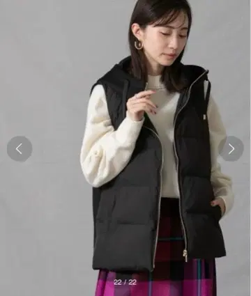 [ 새상품 ] 그레디 브릴리언트 FAVORI 본딩 다운 베스트 이소재