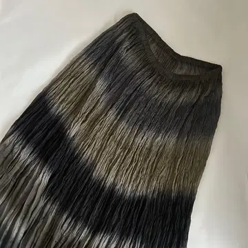 HIROKOBIS 그라데이션 플리츠 스커트 롱 성인용 깔끔한