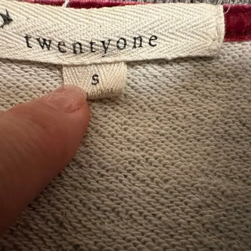 3번째 상품 이미지