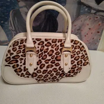 SAMANTHA THAVASA NEWYORK