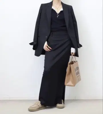 L'Appartement [ GOOD GRIEF ] 헨리넥 리브 상의