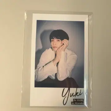 25시, 아카사카에서 트레이딩 카드