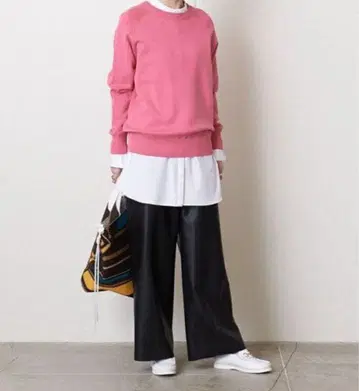 UNITED ARROWS UWSC 맨투맨 라이크 크루넥 니트