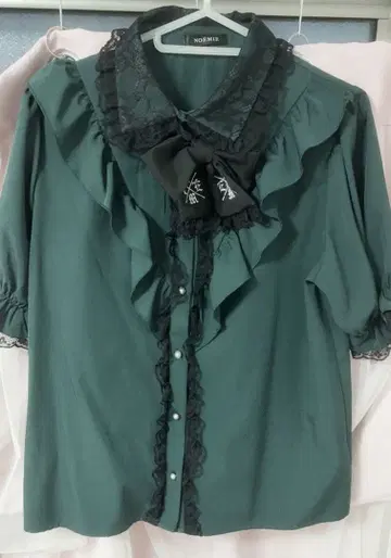 노에미 NOEMIE 블라우스