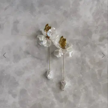 sassy. 2way hanabira pearl earring