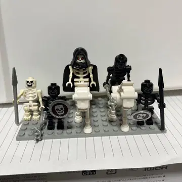 스켈레톤 미니 피규어 세트