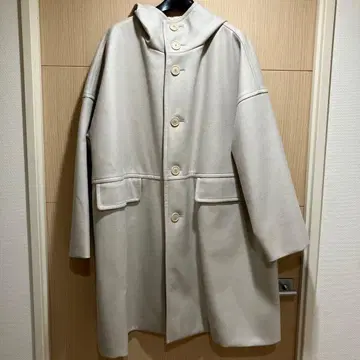 미사용 새상품 맥피 롤랜드 후드 부착 코트