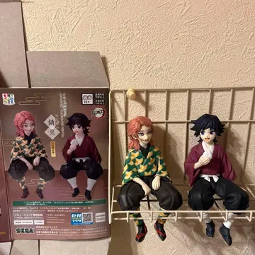 기유 사비토 귀멸의 칼날 오니기리 피규어