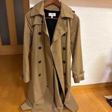 HYKE 베이지 트렌치코트 사이즈 2