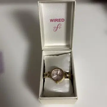 Wired 골드 아날로그 시계 핑크 다이얼