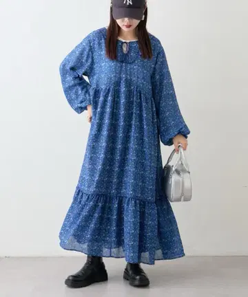 빈티지 플라워 무늬 파이핑 티어드 원피스