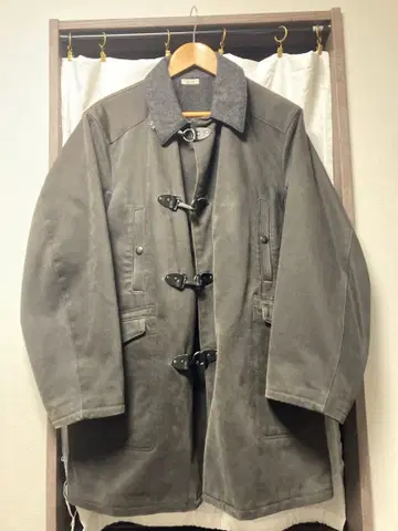 PHIGVEL 피그벨 파이어맨 코트