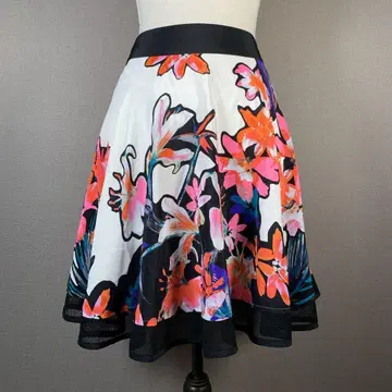 플라워 프린트 플레어 스커트