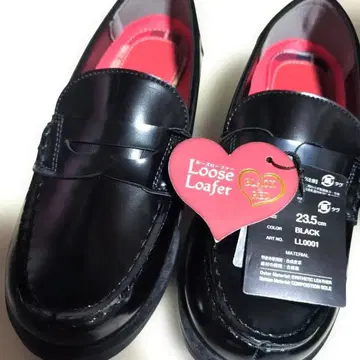 [ 23.5cm ] 택 포함 새상품 블랙 로퍼