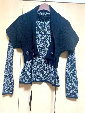 다이앤 폰 파스텐버그 블랙 케이블 짜임 볼레로