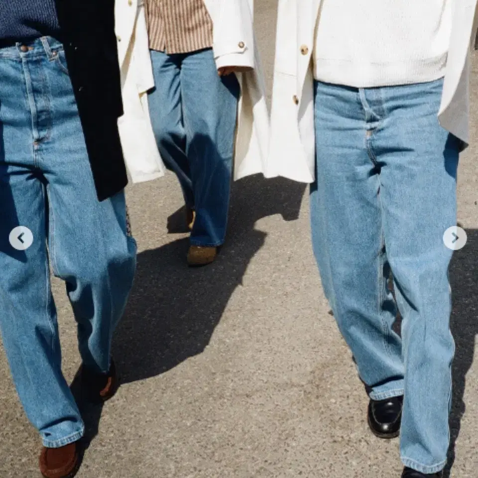 CRISTASEYA Bleached Denim #크리스타세야 on Bunjang Global Site.