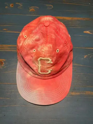 Chari and co 자수 캡 타이다이 made in USA