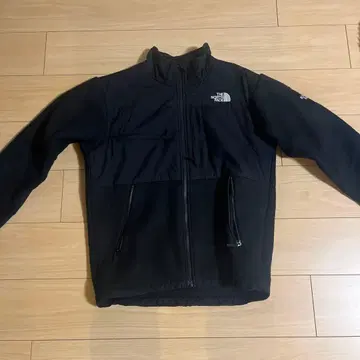 The North Face 블랙 플리스 자켓