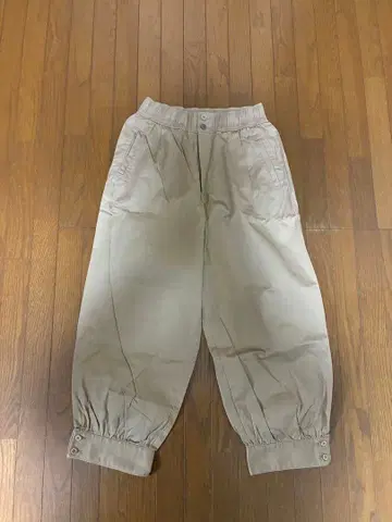 늑대와 올빼미 베이지 벌룬 팬츠