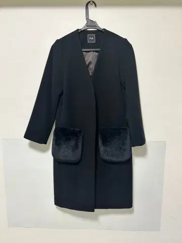 Swingle 블랙 롱 코트 퍼 포켓