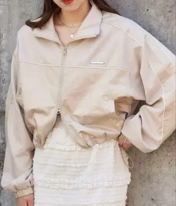 chico 치코 파이핑 나일론 블루종 베이지